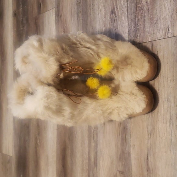 Kate Spade Genuine Leather and Fur Booties - size 10 - Picture 2 of 9